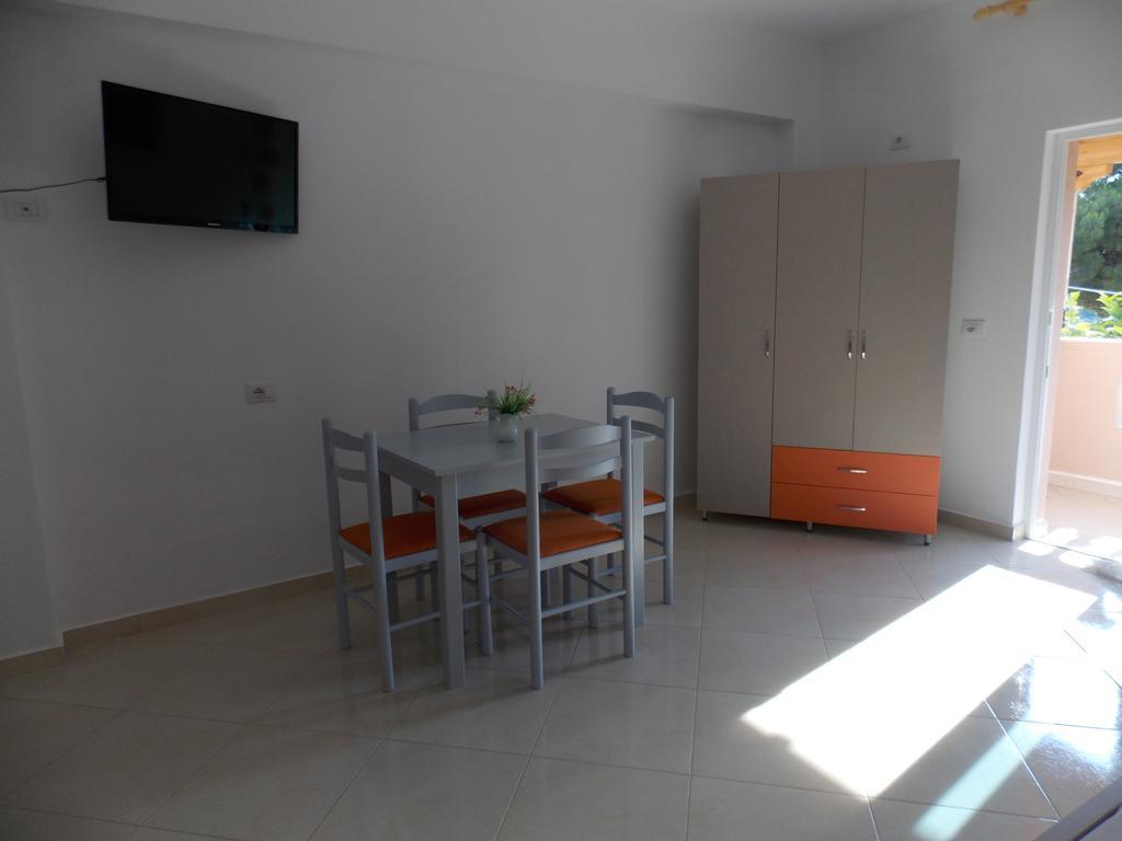 Guest House Vila Bega Sarandë Eksteriør billede