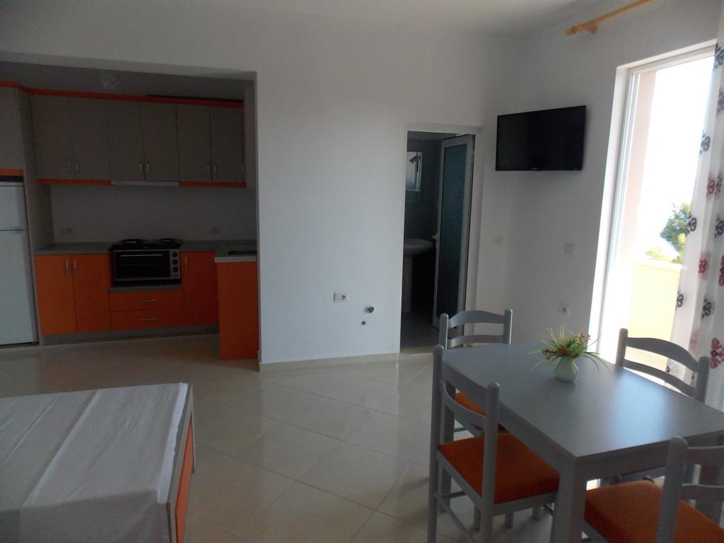 Guest House Vila Bega Sarandë Eksteriør billede