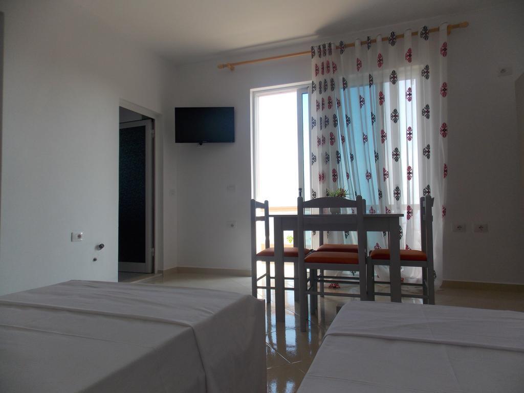 Guest House Vila Bega Sarandë Eksteriør billede