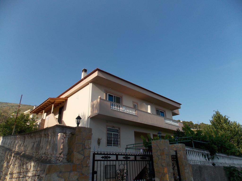 Guest House Vila Bega Sarandë Eksteriør billede