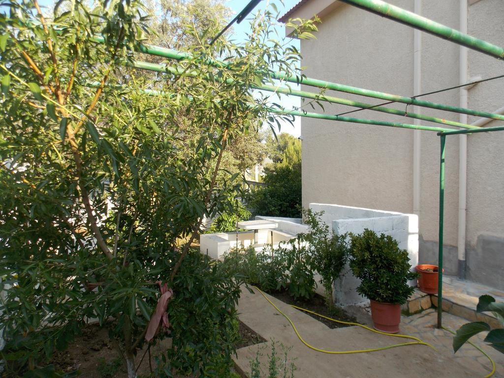 Guest House Vila Bega Sarandë Eksteriør billede