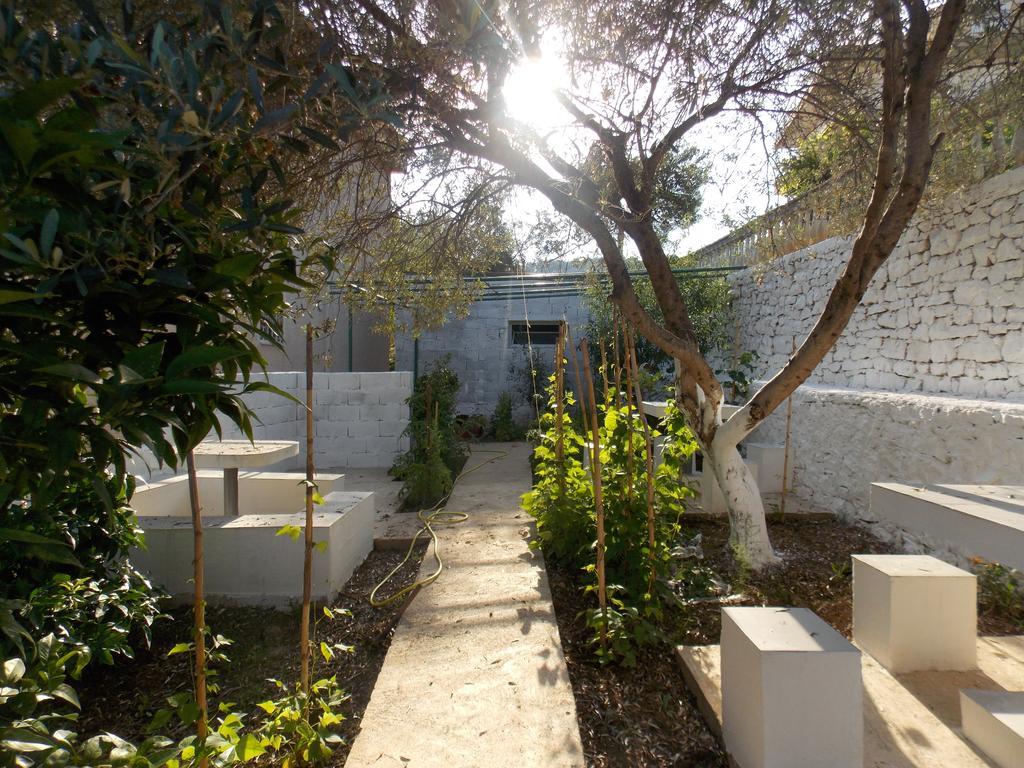 Guest House Vila Bega Sarandë Eksteriør billede