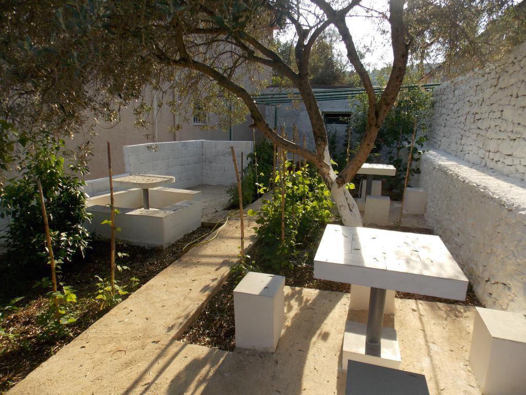 Guest House Vila Bega Sarandë Eksteriør billede