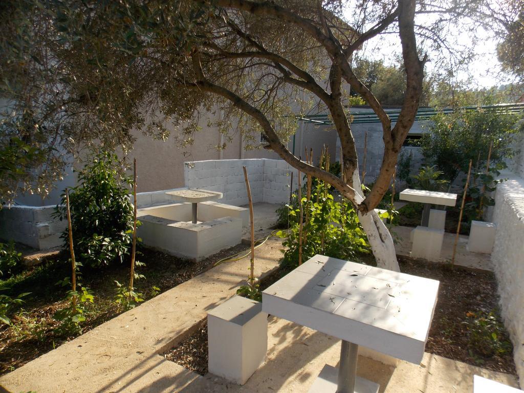 Guest House Vila Bega Sarandë Eksteriør billede
