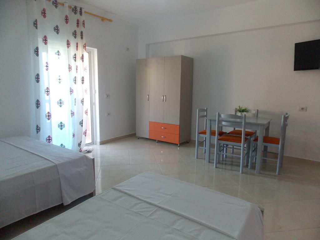 Guest House Vila Bega Sarandë Eksteriør billede