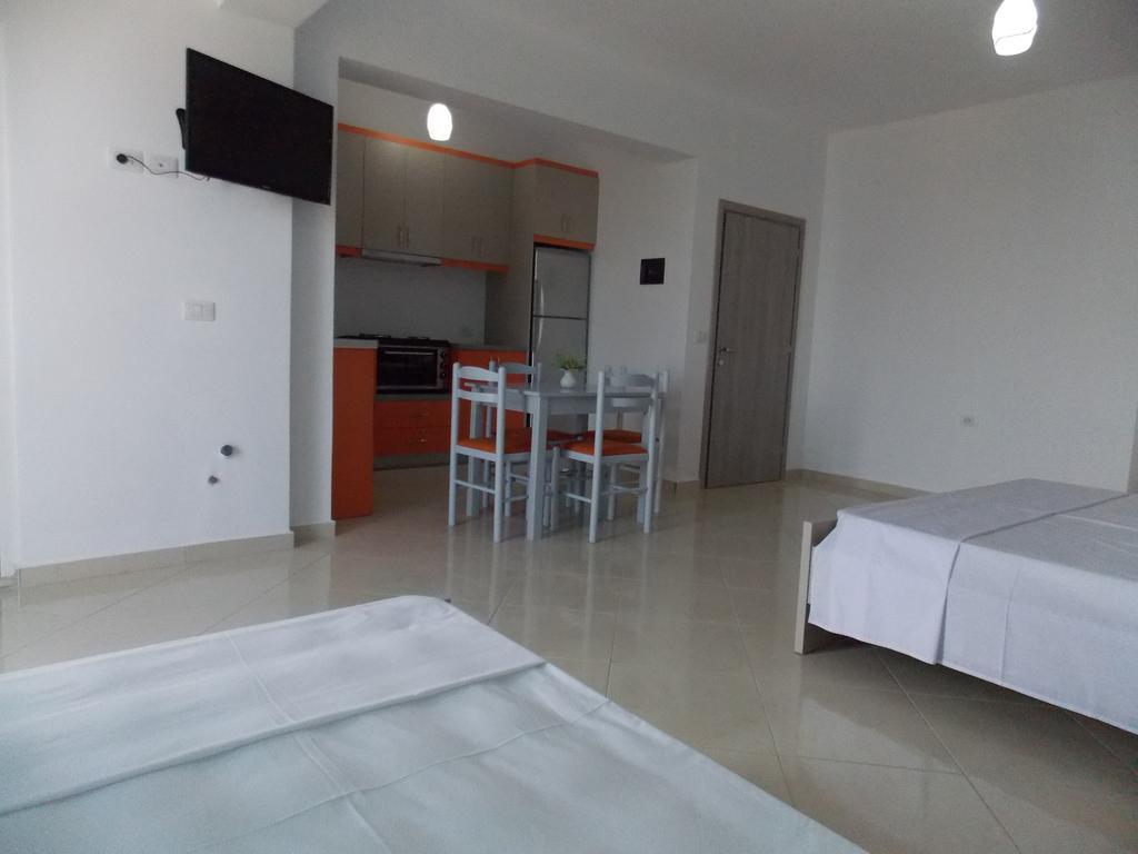 Guest House Vila Bega Sarandë Eksteriør billede