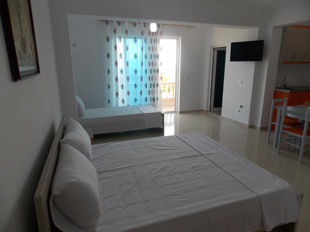 Guest House Vila Bega Sarandë Eksteriør billede