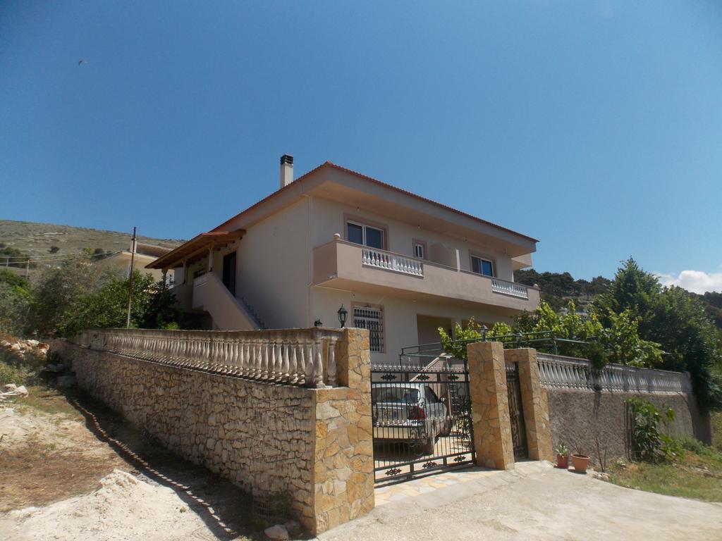 Guest House Vila Bega Sarandë Eksteriør billede