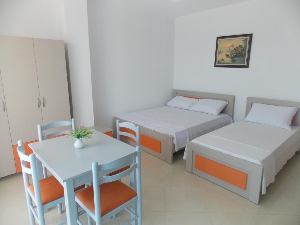 Guest House Vila Bega Sarandë Eksteriør billede