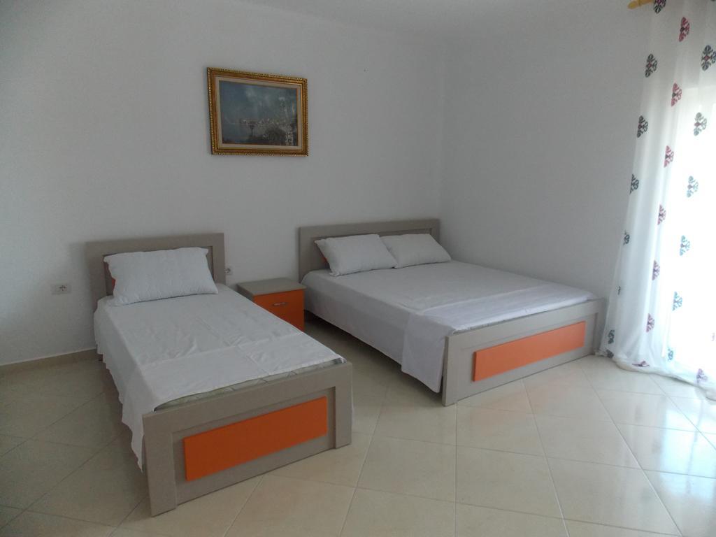 Guest House Vila Bega Sarandë Eksteriør billede